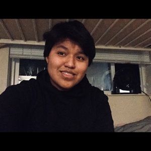 Meet your Posher, Elias